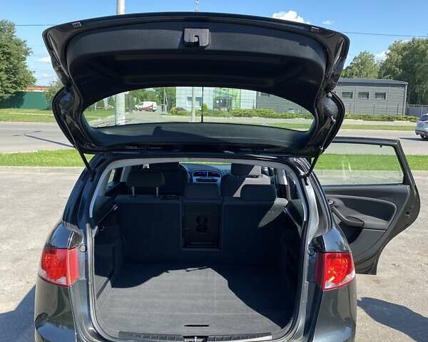 Сірий Сеат Altea XL, об'ємом двигуна 1.39 л та пробігом 184 тис. км за 6800 $, фото 6 на Automoto.ua