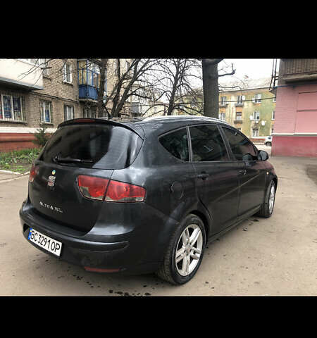 Серый Сеат Altea XL, объемом двигателя 1.39 л и пробегом 292 тыс. км за 4500 $, фото 1 на Automoto.ua