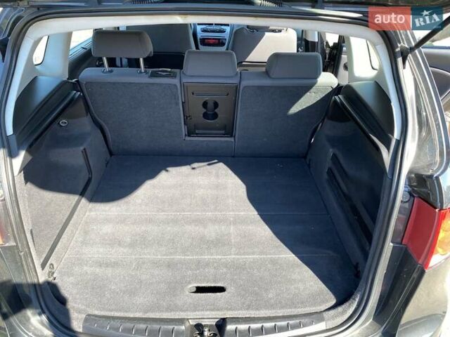 Сірий Сеат Altea XL, об'ємом двигуна 1.39 л та пробігом 184 тис. км за 6800 $, фото 5 на Automoto.ua