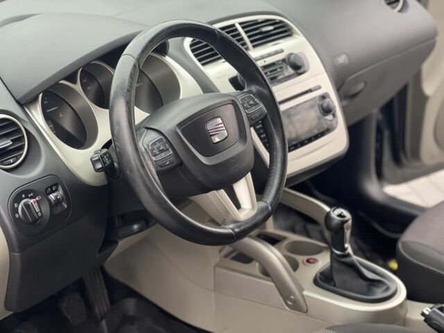 Серый Сеат Altea XL, объемом двигателя 1.8 л и пробегом 220 тыс. км за 6500 $, фото 7 на Automoto.ua