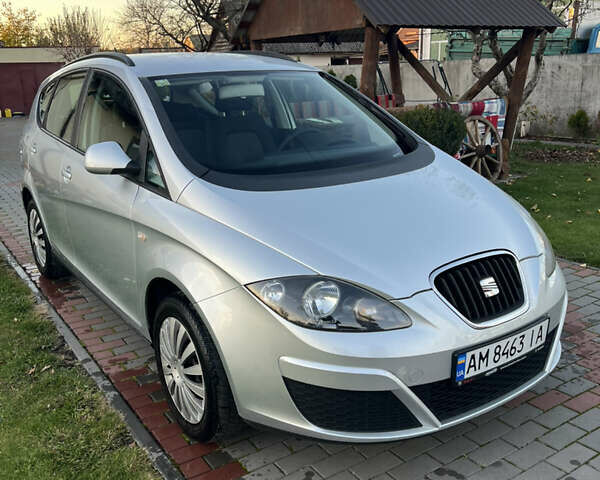 Серый Сеат Altea XL, объемом двигателя 1.6 л и пробегом 188 тыс. км за 7150 $, фото 4 на Automoto.ua