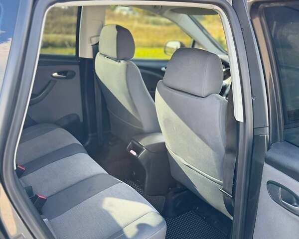 Сірий Сеат Altea XL, об'ємом двигуна 1.6 л та пробігом 171 тис. км за 7900 $, фото 6 на Automoto.ua