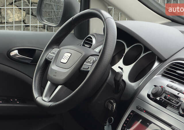 Серый Сеат Altea XL, объемом двигателя 1.4 л и пробегом 214 тыс. км за 6490 $, фото 116 на Automoto.ua