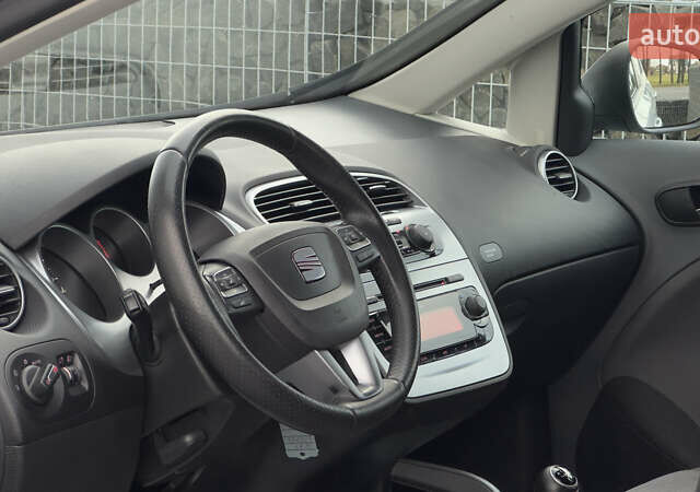 Серый Сеат Altea XL, объемом двигателя 1.4 л и пробегом 214 тыс. км за 6490 $, фото 82 на Automoto.ua