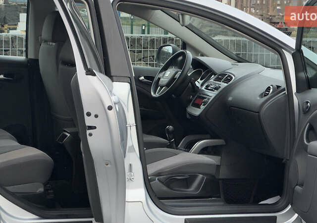 Серый Сеат Altea XL, объемом двигателя 1.4 л и пробегом 214 тыс. км за 6490 $, фото 105 на Automoto.ua