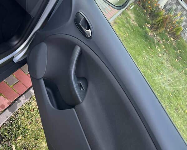 Серый Сеат Altea XL, объемом двигателя 1.6 л и пробегом 188 тыс. км за 7150 $, фото 25 на Automoto.ua