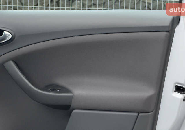 Серый Сеат Altea XL, объемом двигателя 1.4 л и пробегом 214 тыс. км за 6490 $, фото 108 на Automoto.ua