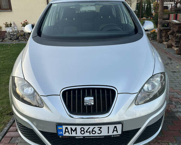 Серый Сеат Altea XL, объемом двигателя 1.6 л и пробегом 188 тыс. км за 7150 $, фото 2 на Automoto.ua