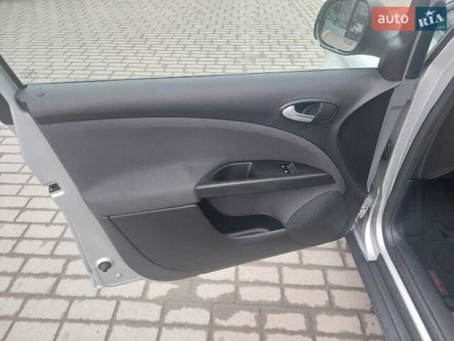 Серый Сеат Altea XL, объемом двигателя 1.6 л и пробегом 264 тыс. км за 7200 $, фото 9 на Automoto.ua