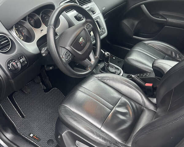 Серый Сеат Altea XL, объемом двигателя 1.2 л и пробегом 219 тыс. км за 8000 $, фото 7 на Automoto.ua