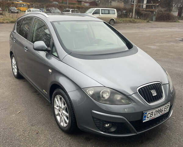 Серый Сеат Altea XL, объемом двигателя 1.2 л и пробегом 219 тыс. км за 8000 $, фото 1 на Automoto.ua