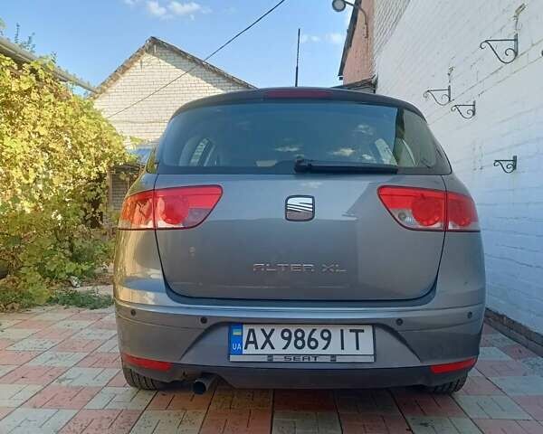 Сеат Altea XL 2012 у Харкові на Automoto.ua Сірий Сеат Altea XL, об'ємом двигуна 1.6 л та пробігом 155 тис. км за 7200 $, фото 9 на Automoto.ua