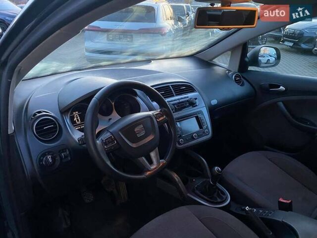 Серый Сеат Altea XL, объемом двигателя 1.6 л и пробегом 348 тыс. км за 5400 $, фото 9 на Automoto.ua