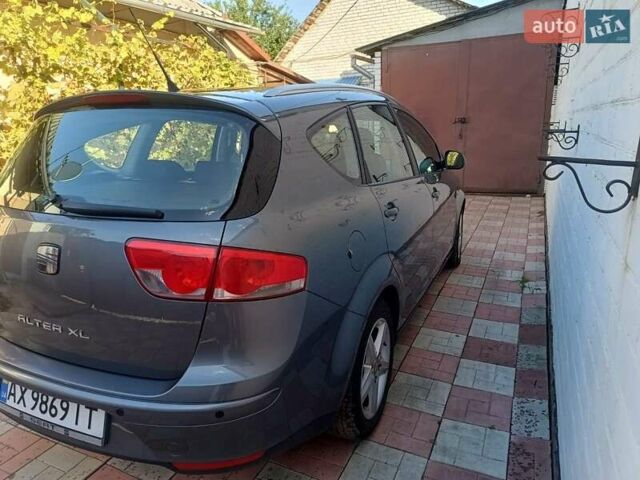 Сеат Altea XL 2012 у Харкові на Automoto.ua Сірий Сеат Altea XL, об'ємом двигуна 1.6 л та пробігом 155 тис. км за 7200 $, фото 7 на Automoto.ua