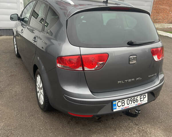 Серый Сеат Altea XL, объемом двигателя 1.2 л и пробегом 219 тыс. км за 8000 $, фото 2 на Automoto.ua