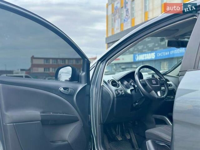 Сеат Altea XL 2012 в Виннице на Automoto.ua Серый Сеат Altea XL, объемом двигателя 1.98 л и пробегом 270 тыс. км за 8499 $, фото 2 на Automoto.ua