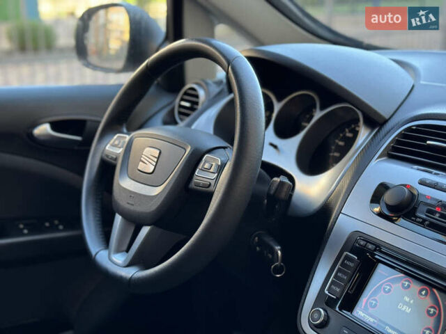 Серый Сеат Altea XL, объемом двигателя 1.6 л и пробегом 150 тыс. км за 10300 $, фото 34 на Automoto.ua