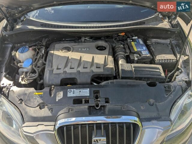 Серый Сеат Altea XL, объемом двигателя 2 л и пробегом 240 тыс. км за 8000 $, фото 14 на Automoto.ua