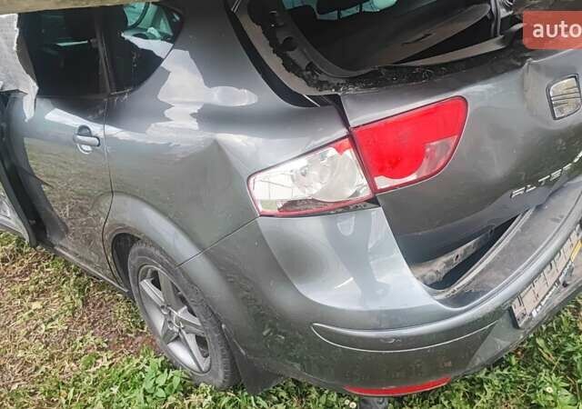 Сірий Сеат Altea XL, об'ємом двигуна 1.6 л та пробігом 107 тис. км за 2700 $, фото 22 на Automoto.ua