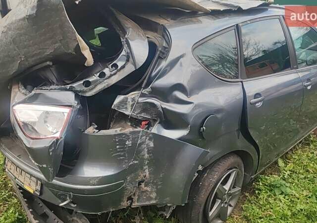 Сірий Сеат Altea XL, об'ємом двигуна 1.6 л та пробігом 107 тис. км за 2700 $, фото 20 на Automoto.ua