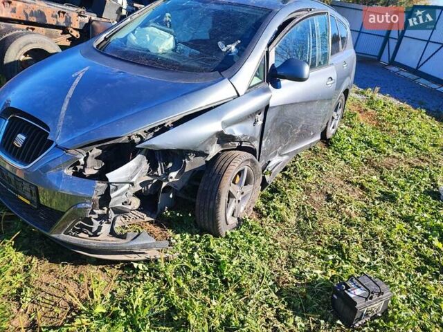 Сірий Сеат Altea XL, об'ємом двигуна 1.6 л та пробігом 107 тис. км за 2700 $, фото 8 на Automoto.ua