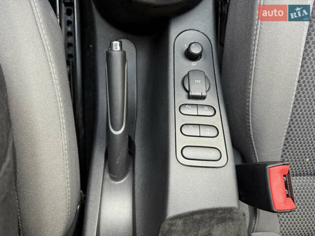 Серый Сеат Altea XL, объемом двигателя 1.6 л и пробегом 94 тыс. км за 11300 $, фото 13 на Automoto.ua