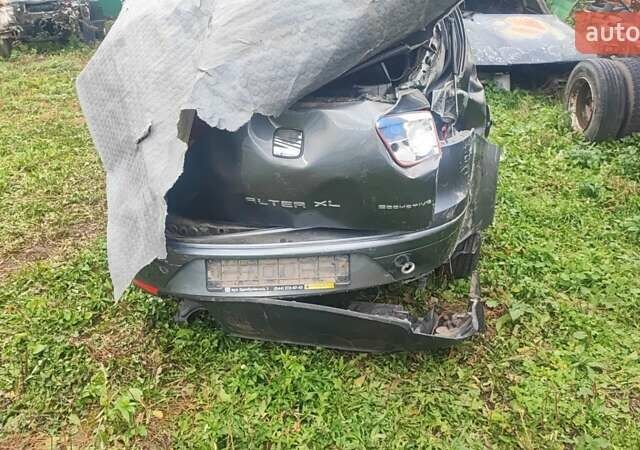Сірий Сеат Altea XL, об'ємом двигуна 1.6 л та пробігом 107 тис. км за 2700 $, фото 21 на Automoto.ua