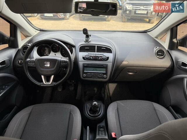 Серый Сеат Altea XL, объемом двигателя 1.6 л и пробегом 94 тыс. км за 11300 $, фото 8 на Automoto.ua