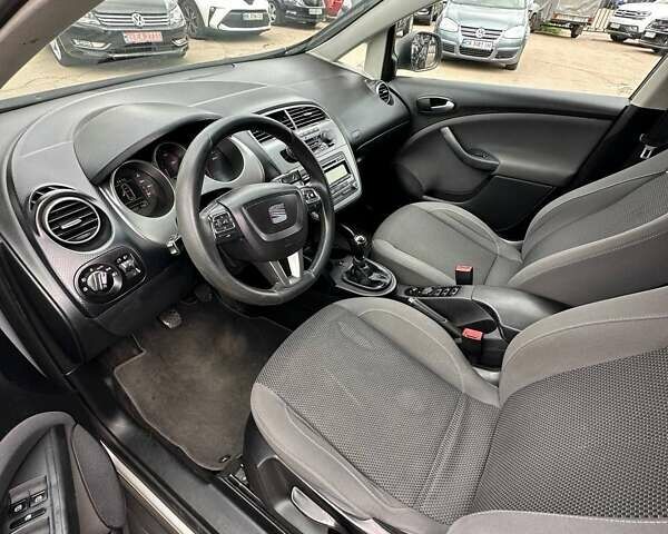 Серый Сеат Altea XL, объемом двигателя 1.6 л и пробегом 217 тыс. км за 6999 $, фото 3 на Automoto.ua