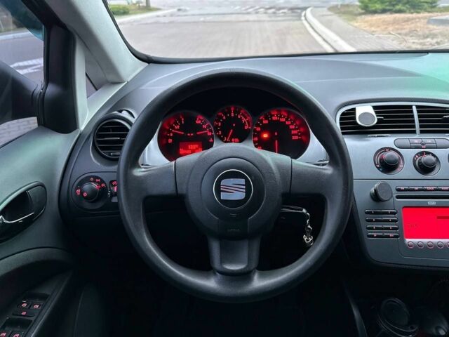 Серый Сеат Altea XL, объемом двигателя 1.6 л и пробегом 287 тыс. км за 6350 $, фото 16 на Automoto.ua