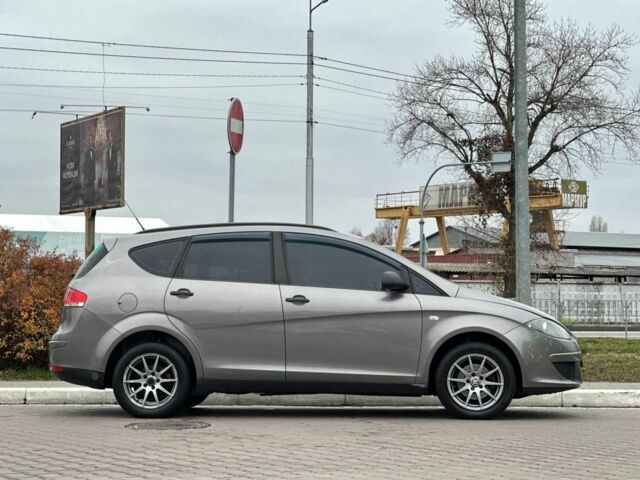 Серый Сеат Altea XL, объемом двигателя 1.6 л и пробегом 287 тыс. км за 6350 $, фото 9 на Automoto.ua