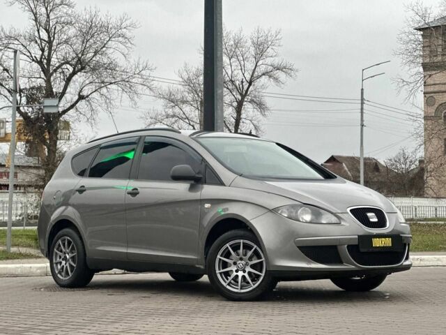 Серый Сеат Altea XL, объемом двигателя 1.6 л и пробегом 287 тыс. км за 6350 $, фото 4 на Automoto.ua