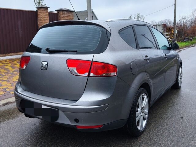 Серый Сеат Altea XL, объемом двигателя 2 л и пробегом 306 тыс. км за 2500 $, фото 2 на Automoto.ua
