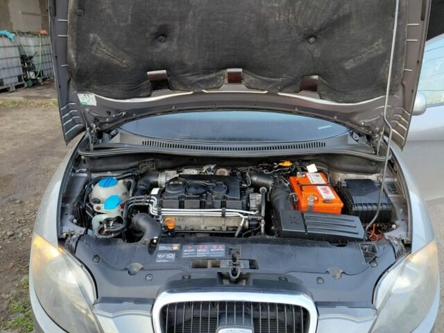 Серый Сеат Altea XL, объемом двигателя 2 л и пробегом 329 тыс. км за 6200 $, фото 8 на Automoto.ua