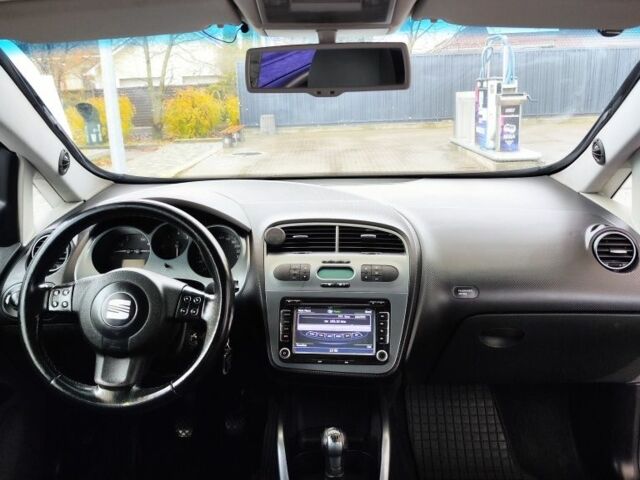 Серый Сеат Altea XL, объемом двигателя 2 л и пробегом 306 тыс. км за 2500 $, фото 5 на Automoto.ua