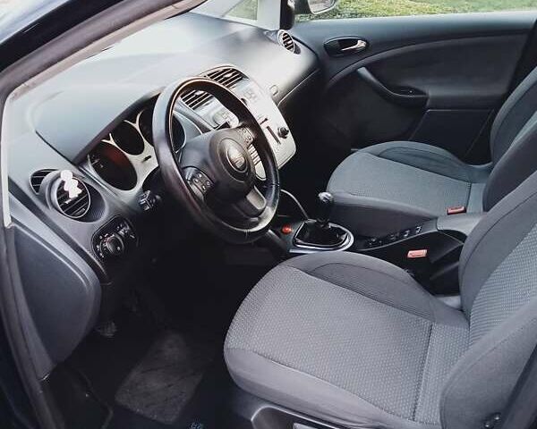 Синий Сеат Altea XL, объемом двигателя 1.6 л и пробегом 211 тыс. км за 5999 $, фото 17 на Automoto.ua