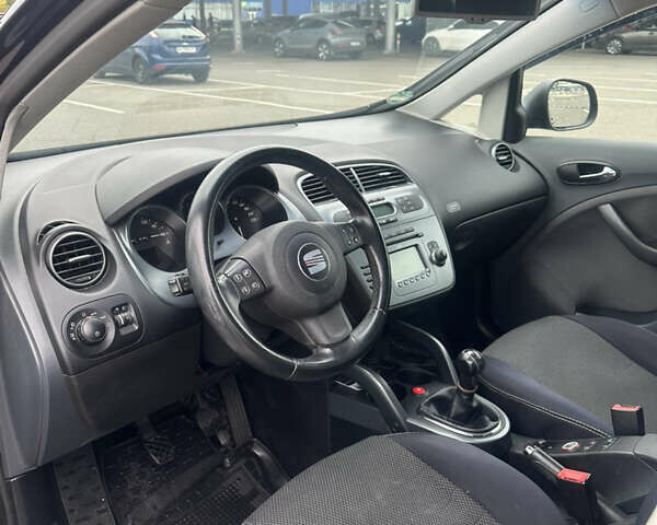 Синій Сеат Altea XL, об'ємом двигуна 1.9 л та пробігом 229 тис. км за 5800 $, фото 13 на Automoto.ua