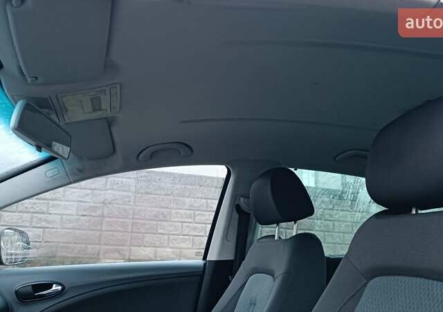 Синий Сеат Altea XL, объемом двигателя 1.9 л и пробегом 281 тыс. км за 5650 $, фото 65 на Automoto.ua