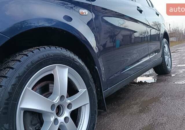 Синий Сеат Altea XL, объемом двигателя 1.9 л и пробегом 281 тыс. км за 5650 $, фото 24 на Automoto.ua