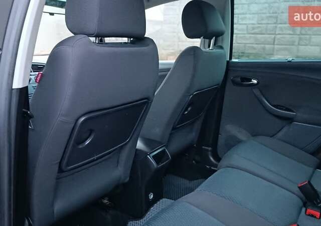 Синий Сеат Altea XL, объемом двигателя 1.9 л и пробегом 281 тыс. км за 5650 $, фото 61 на Automoto.ua