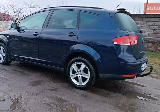 Синий Сеат Altea XL, объемом двигателя 1.9 л и пробегом 281 тыс. км за 5650 $, фото 17 на Automoto.ua