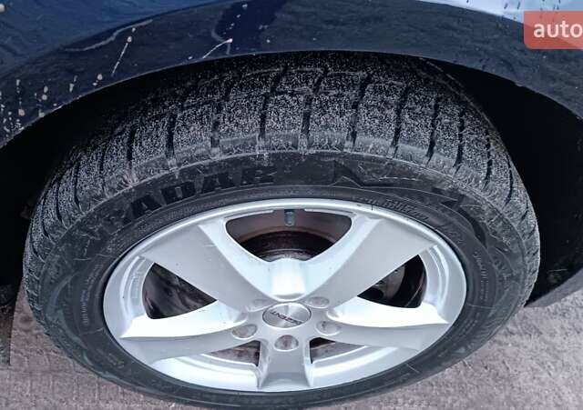 Синий Сеат Altea XL, объемом двигателя 1.9 л и пробегом 281 тыс. км за 5650 $, фото 91 на Automoto.ua