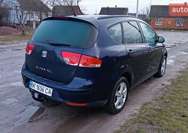 Синий Сеат Altea XL, объемом двигателя 1.9 л и пробегом 281 тыс. км за 5650 $, фото 14 на Automoto.ua