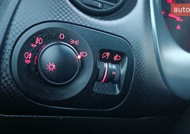 Синий Сеат Altea XL, объемом двигателя 1.9 л и пробегом 281 тыс. км за 5650 $, фото 84 на Automoto.ua