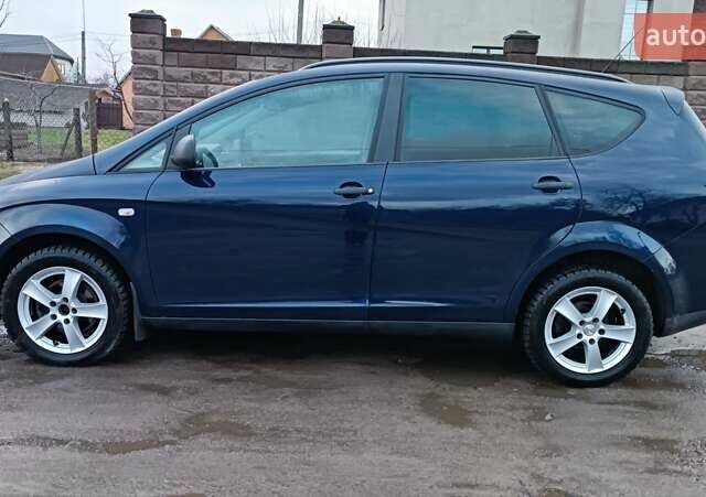 Синий Сеат Altea XL, объемом двигателя 1.9 л и пробегом 281 тыс. км за 5650 $, фото 18 на Automoto.ua