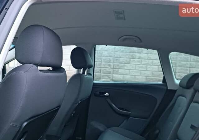 Синий Сеат Altea XL, объемом двигателя 1.9 л и пробегом 281 тыс. км за 5650 $, фото 57 на Automoto.ua