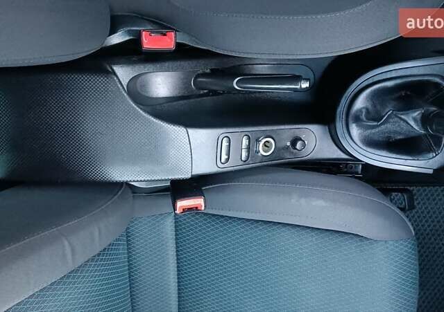 Синий Сеат Altea XL, объемом двигателя 1.9 л и пробегом 281 тыс. км за 5650 $, фото 70 на Automoto.ua