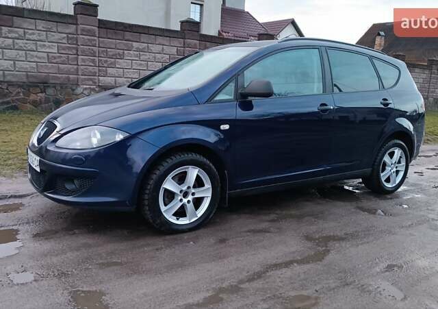 Синий Сеат Altea XL, объемом двигателя 1.9 л и пробегом 281 тыс. км за 5650 $, фото 20 на Automoto.ua