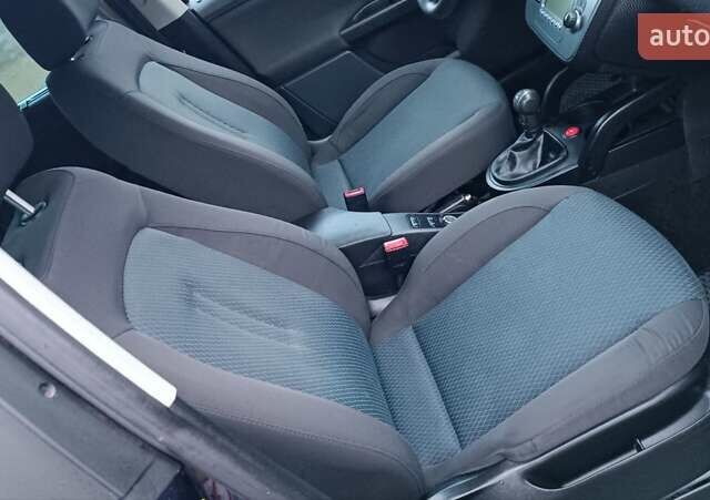 Синий Сеат Altea XL, объемом двигателя 1.9 л и пробегом 281 тыс. км за 5650 $, фото 42 на Automoto.ua