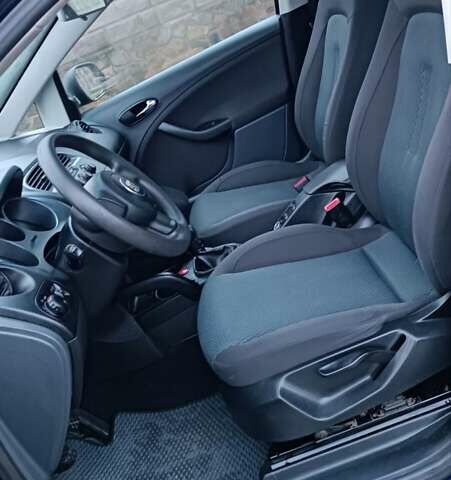 Синий Сеат Altea XL, объемом двигателя 1.9 л и пробегом 281 тыс. км за 5650 $, фото 67 на Automoto.ua